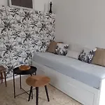 Agreable Maison De Village Avec Terrasse *