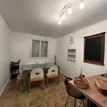 Prázdninový dům Agreable Maison De Village Avec Terrasse *