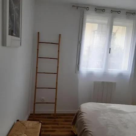 Prázdninový dům Agreable Maison De Village Avec Terrasse Vinca