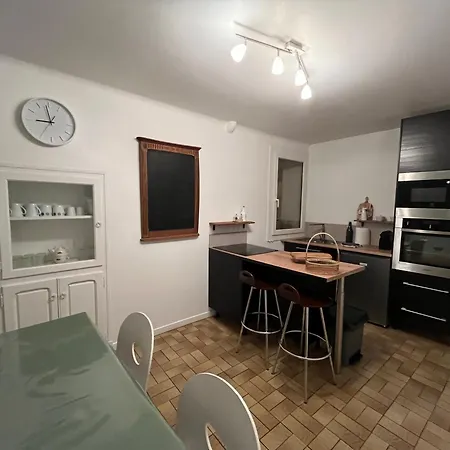 Agreable Maison De Village Avec Terrasse Prázdninový dům *