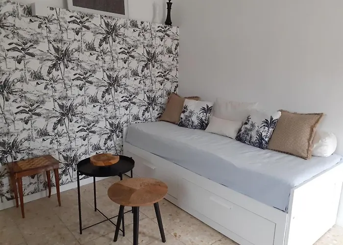 Agreable Maison De Village Avec Terrasse *